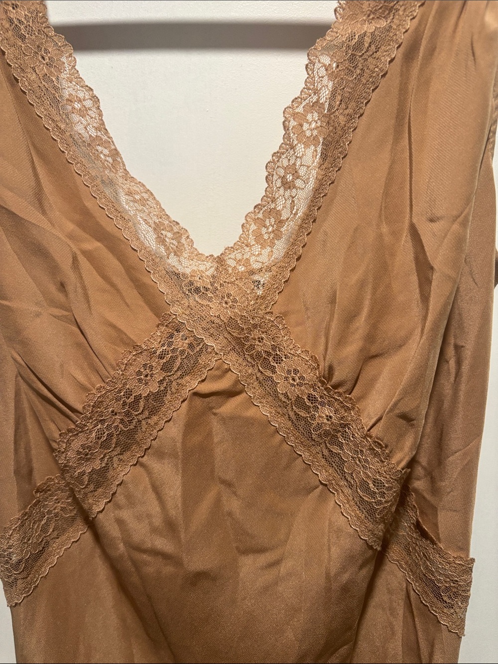 REFORMATION Provence midi dress in buff - Picture 4 of 9
